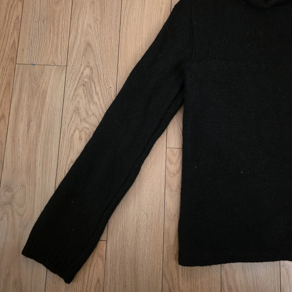 Theory pre loved